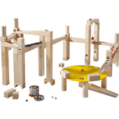 SPELEN MET KNIKKERBANEN