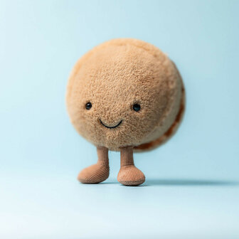 jellycat Amuseables Mona Macaron