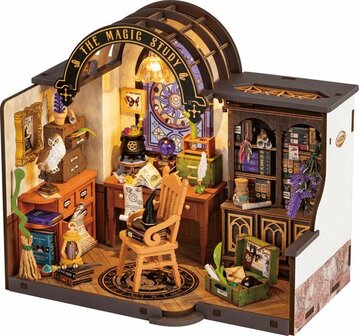 DIY The Magic Study Robotime