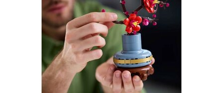 Lego Icons Botanical Japanse abrikoos