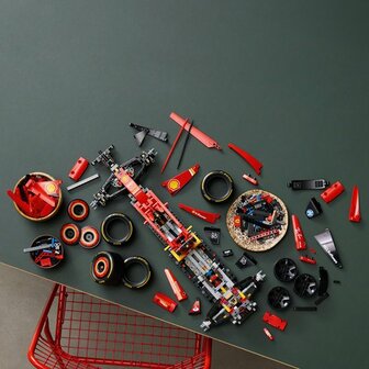 Lego Technic Ferrari SF-24 F1 auto