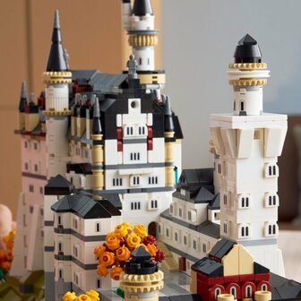 Lego Architecture Neuschwanstein