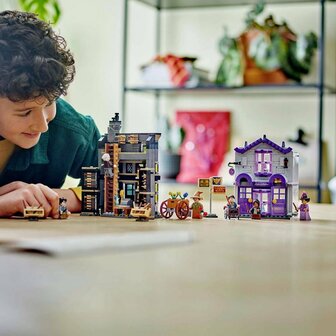 Lego Olivanders&trade; &amp; Madame Mallekins gewaden