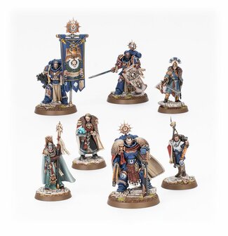 Warhammer 40,000 space Marines Captain Titus and The Wardens of Ultramar