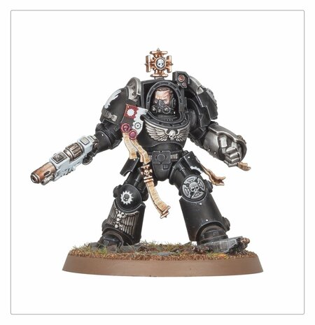 Warhammer 40,000 Space Marines Captain in Terminator Armour