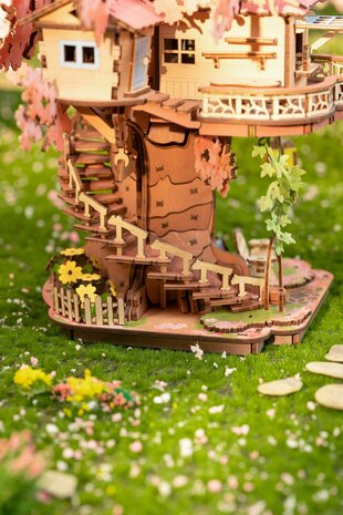 Robotime, DIY 3D Houten Modelbouwpakket, Sakura Boomhut