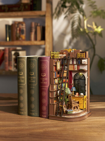 Robotime, DIY Book Nook, Silent Corner Study