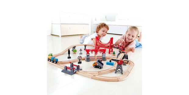 Hape Busy City Rail Set